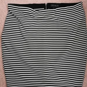 Forever 21 Striped Fitted Skirt